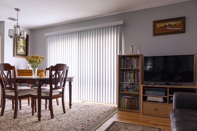 Faux wood blinds installation in Round Rock, TX